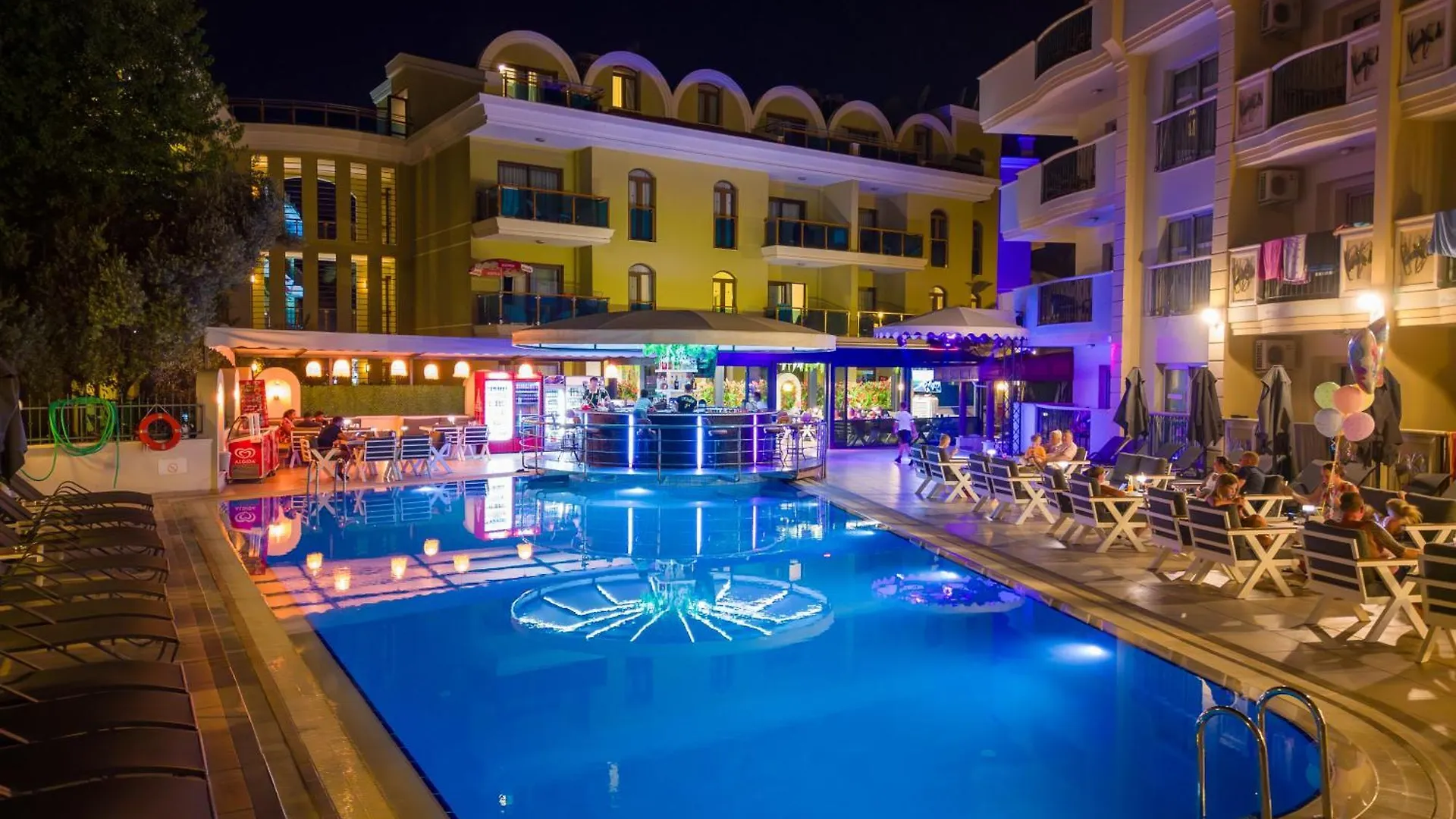 Club Karakas Apart Otel Marmaris 4*,