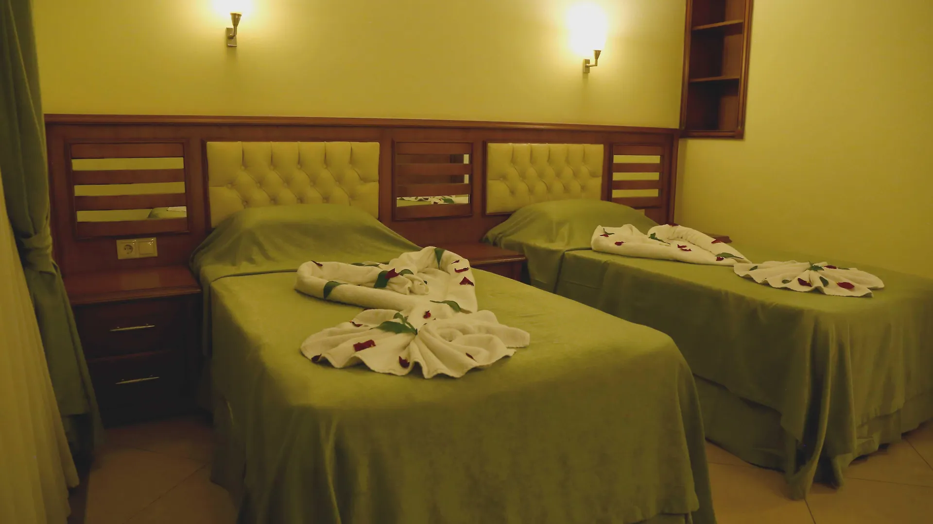 **** Hotel Club Karakas Apart Otel Marmaris Turecko